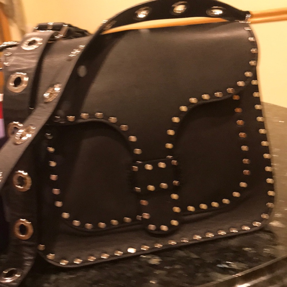 Meet your Posher, Valerie